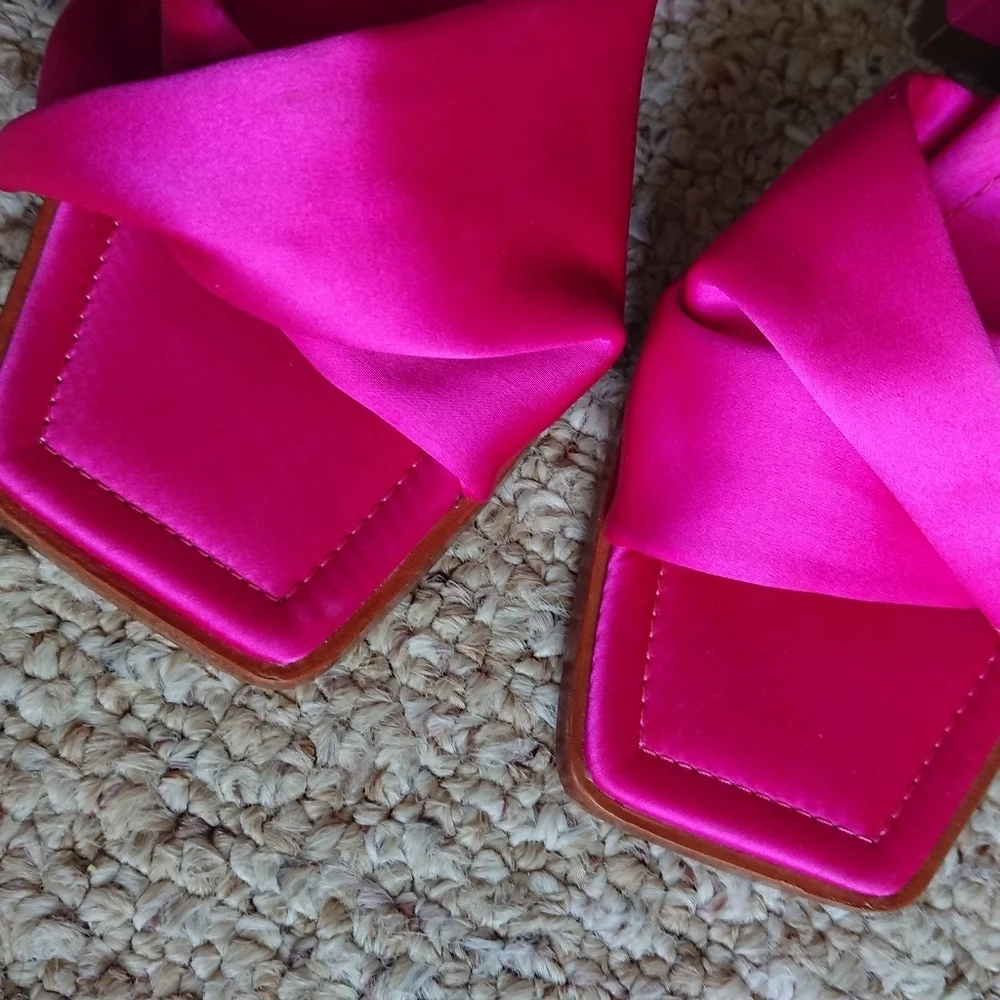 Revolve RAYE Alexus Heel in Fuschia pink size 6.5 - Picture 7 of 12